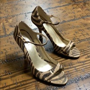 Guess by Marciano vintage heels/golden zebra print